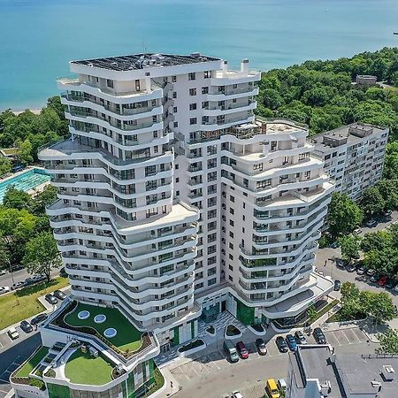 Luxury Apartments Alix Burgas Bagian luar foto