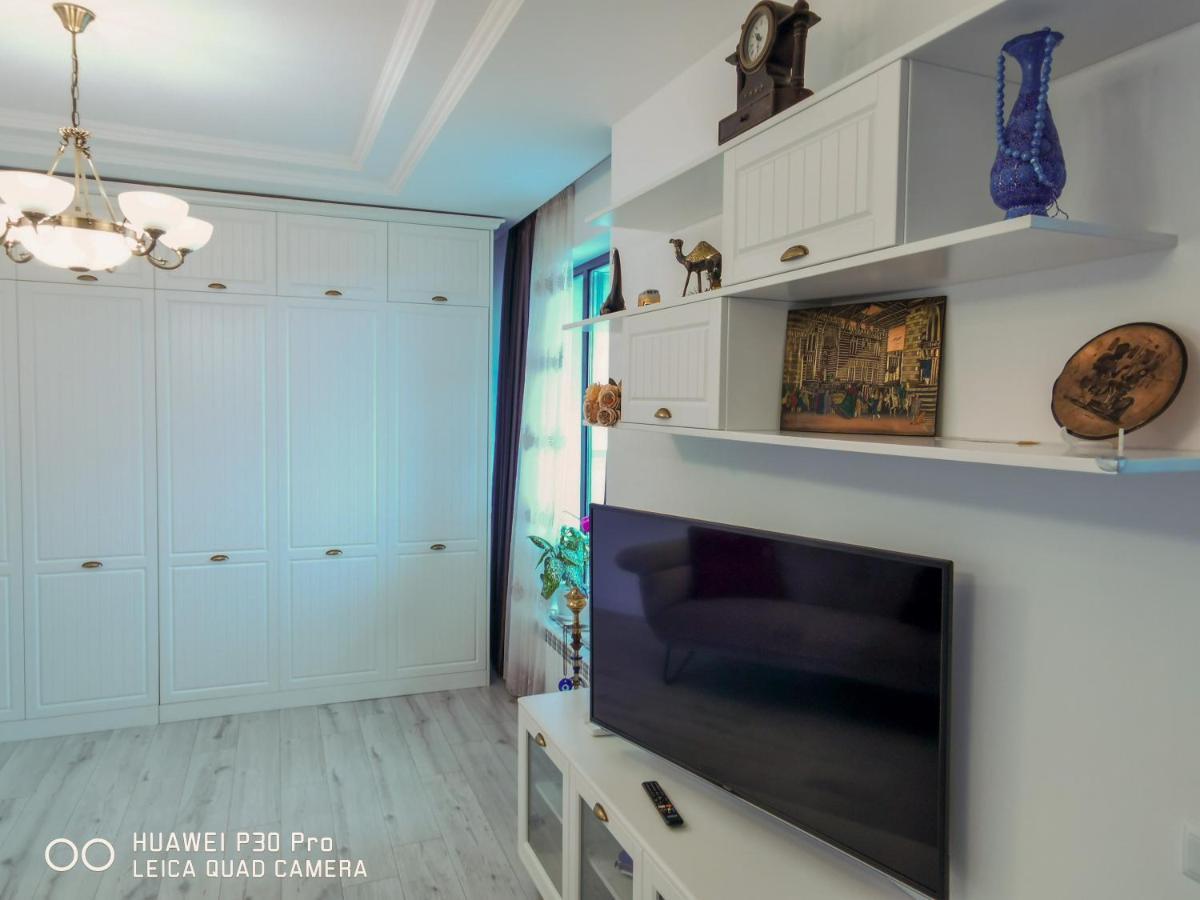 Luxury Apartments Alix Burgas Bagian luar foto