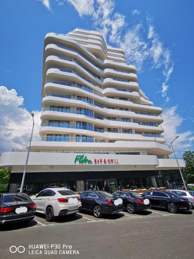 Luxury Apartments Alix Burgas Bagian luar foto